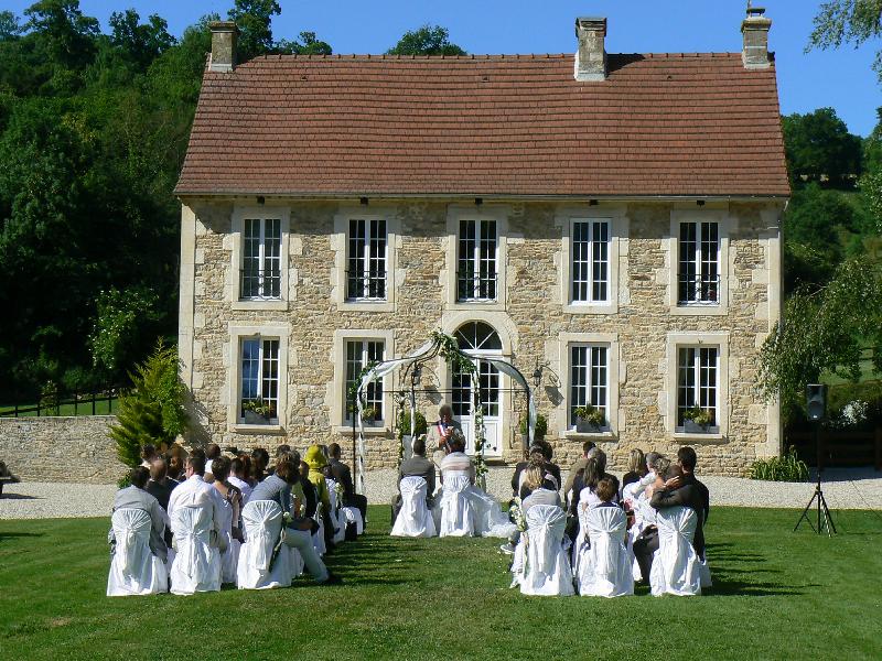 messe de mariage en plein air en normandie