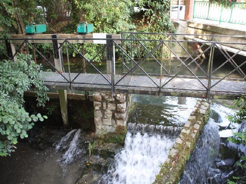 CASCADE  CALONNE