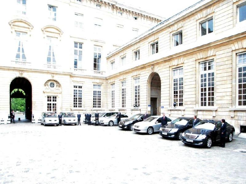 Soir&eacute;e &eacute;v&eacute;nement limousines