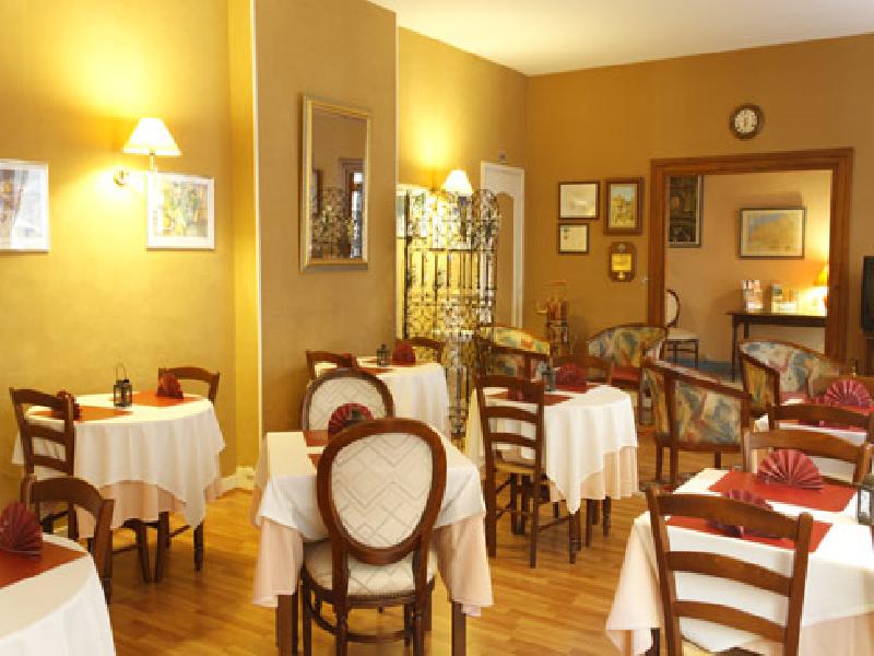 La salle du petit d&eacute;jeuner