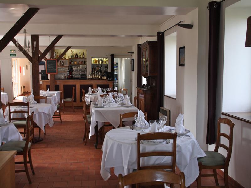 Restaurant F&eacute;camp_1