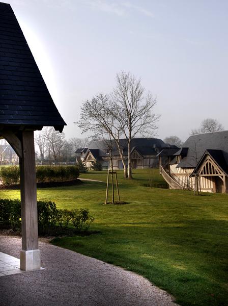 LES MANOIRS DE TOURGEVILLE
