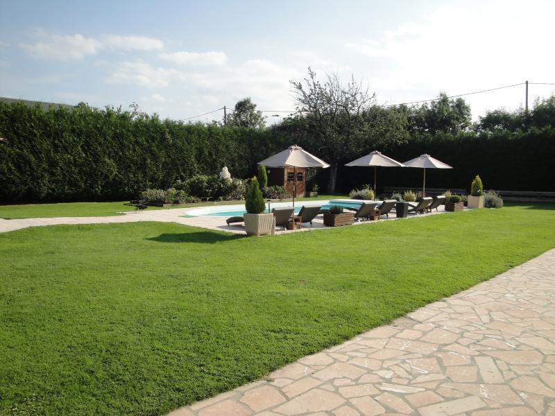 Jardin pr�s de la piscine