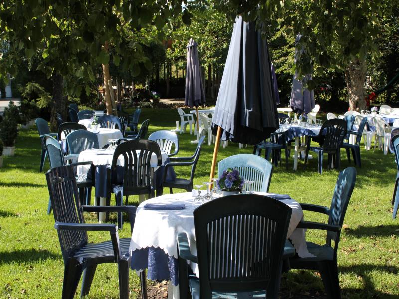 Creperie Les Pieds Dans L Herbe Honfleur