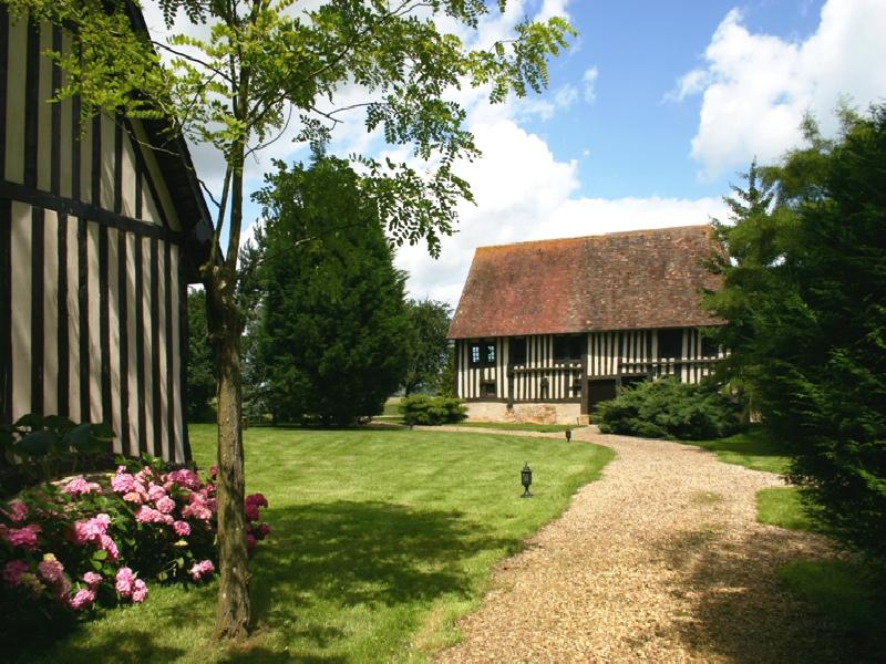 Manoir Normand avec ses d�pendances - CAMBREMER - 30mn de DEAUVILLE