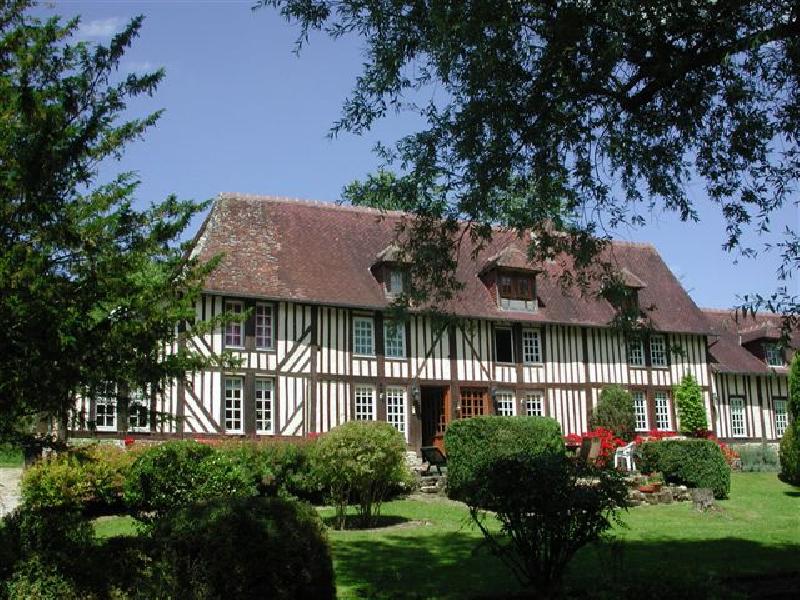 Manoir normand au coeur du pays d'auge proche des commerces - Lisieux