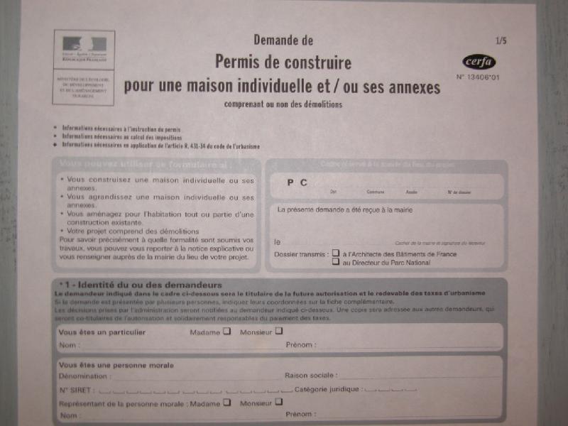 <P>Suivie du dep&ocirc;t&nbsp;de permis de construire en mairie.</P>
<P>&nbsp;</P>