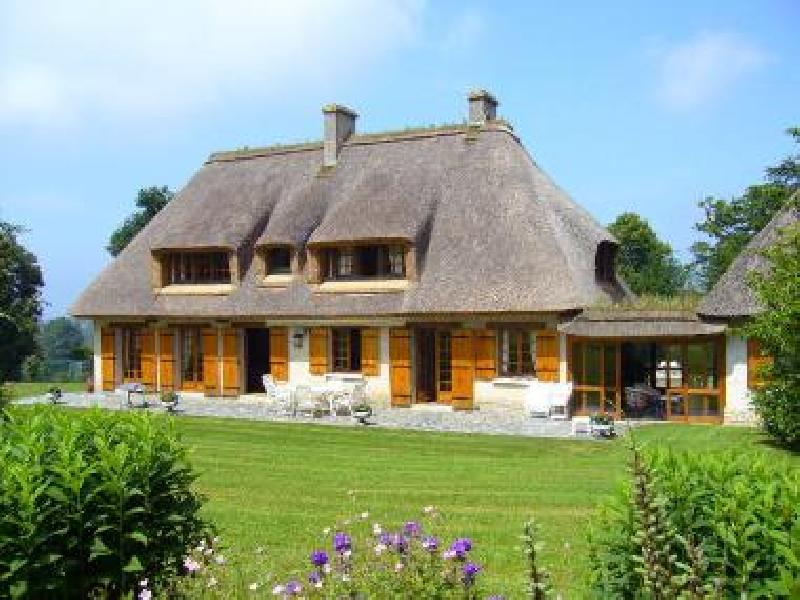 Chaumi�re - SAINt PIERRE AZIF Proche de Deauville