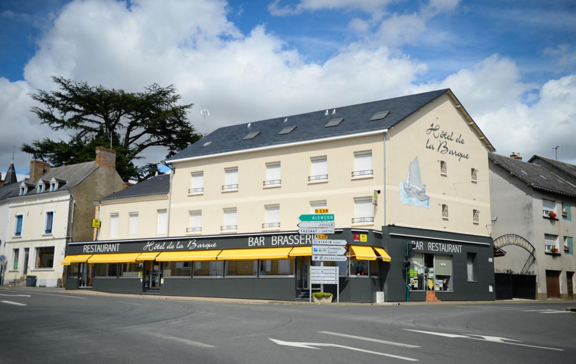 ∞ Hôtel le Mans Logis hôtel de la Barque au Mans