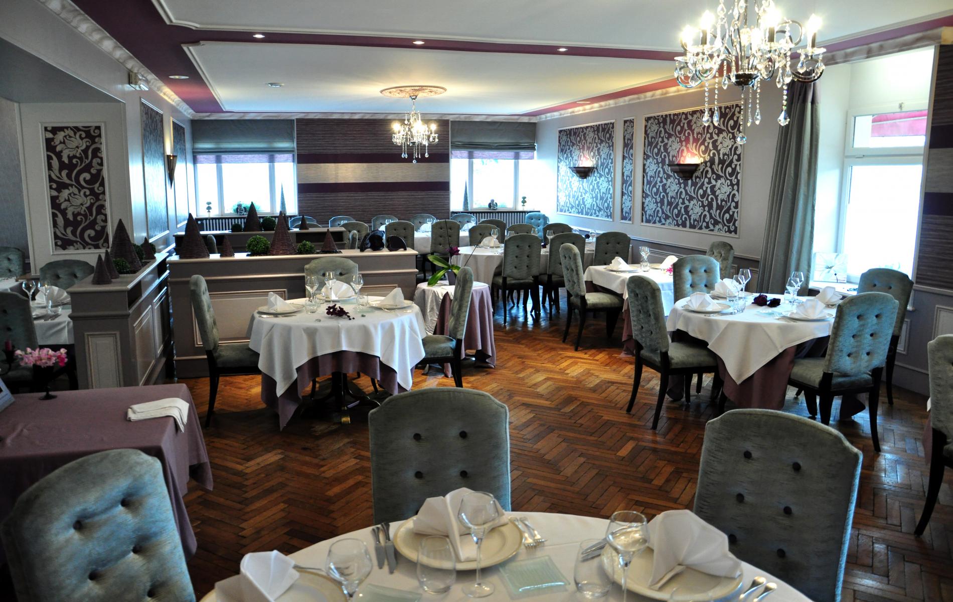 Hotel Restaurant à Mayenne