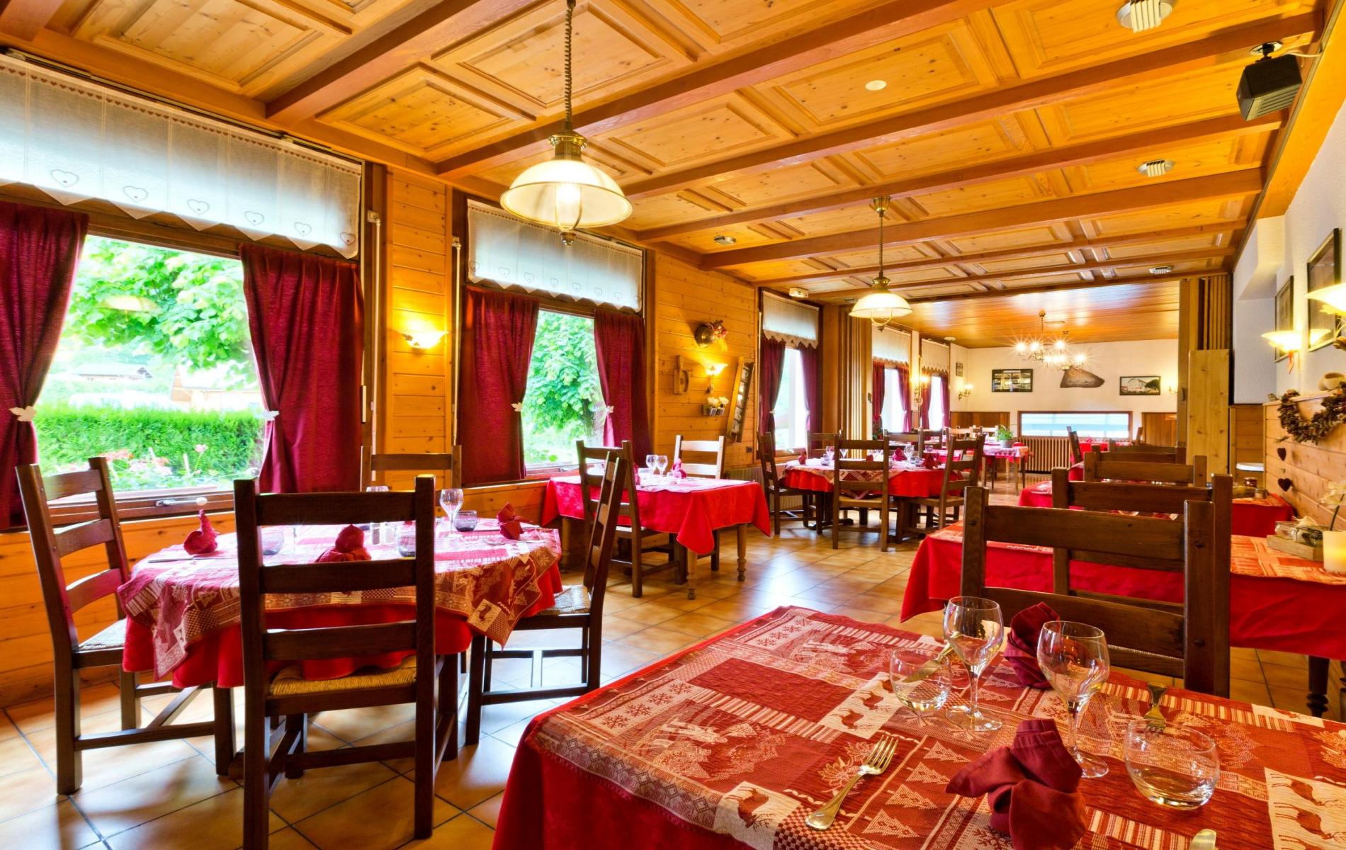 Breakfast buffet At the foot of the slopes in ThollonLesMémises