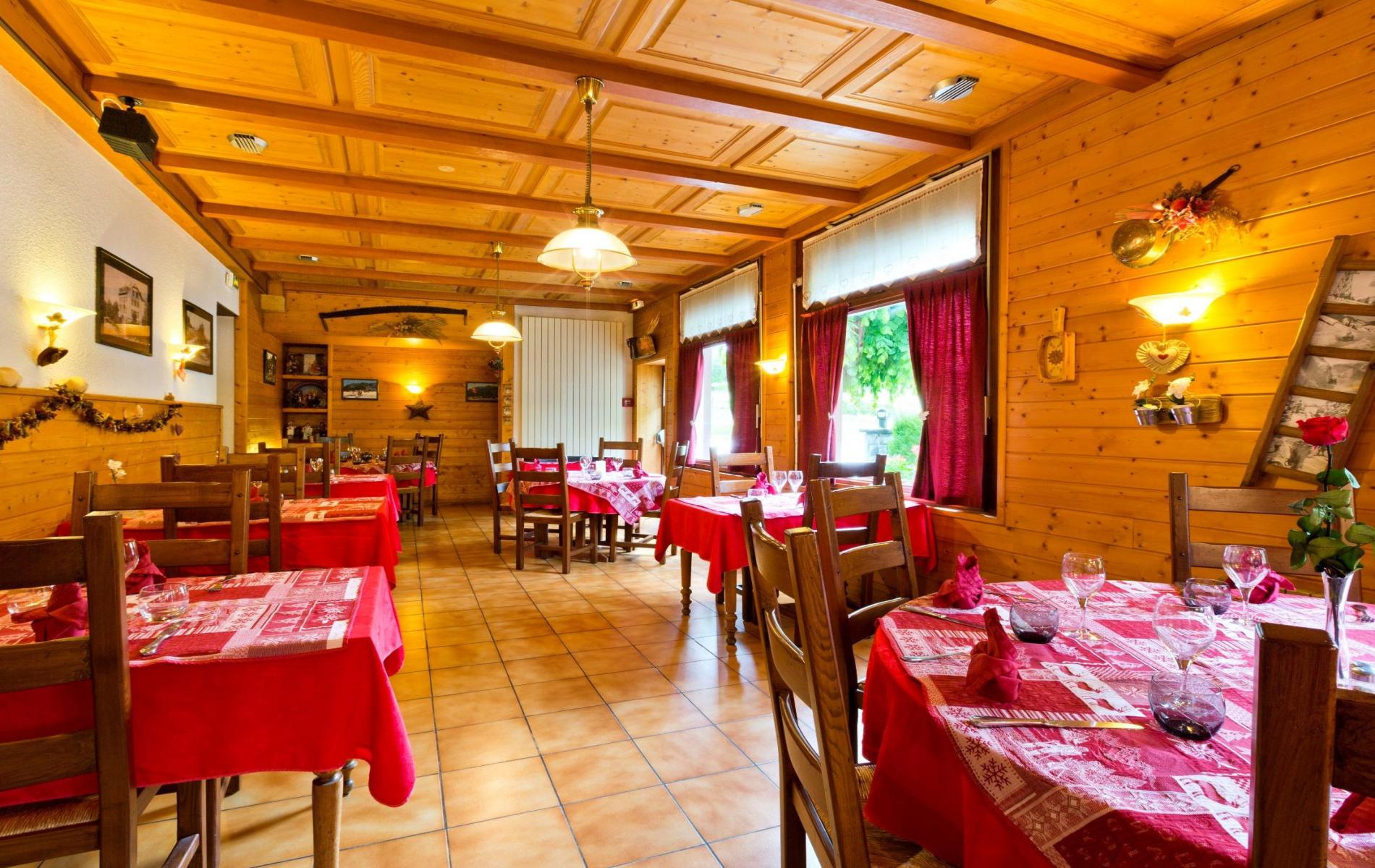 Breakfast buffet At the foot of the slopes in ThollonLesMémises