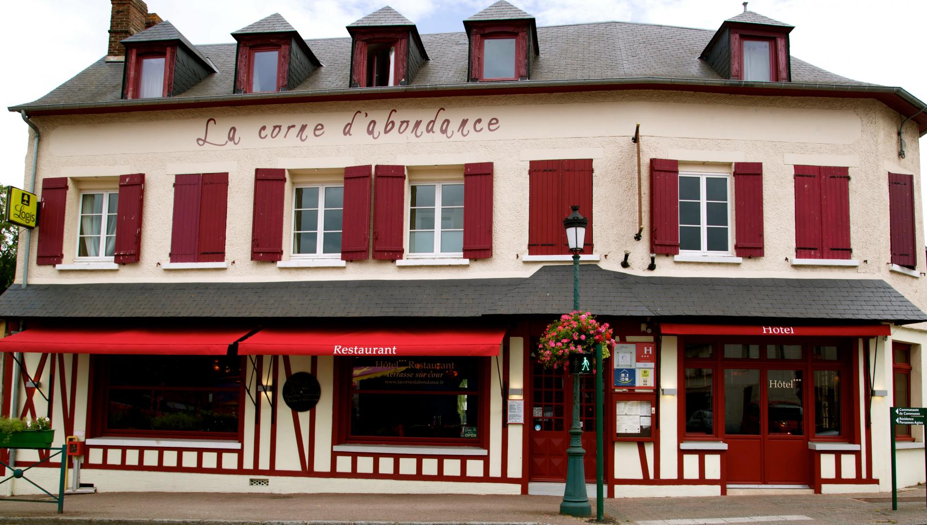 Hotel La Corne D Abondance Bourgtheroulde Normandy Official