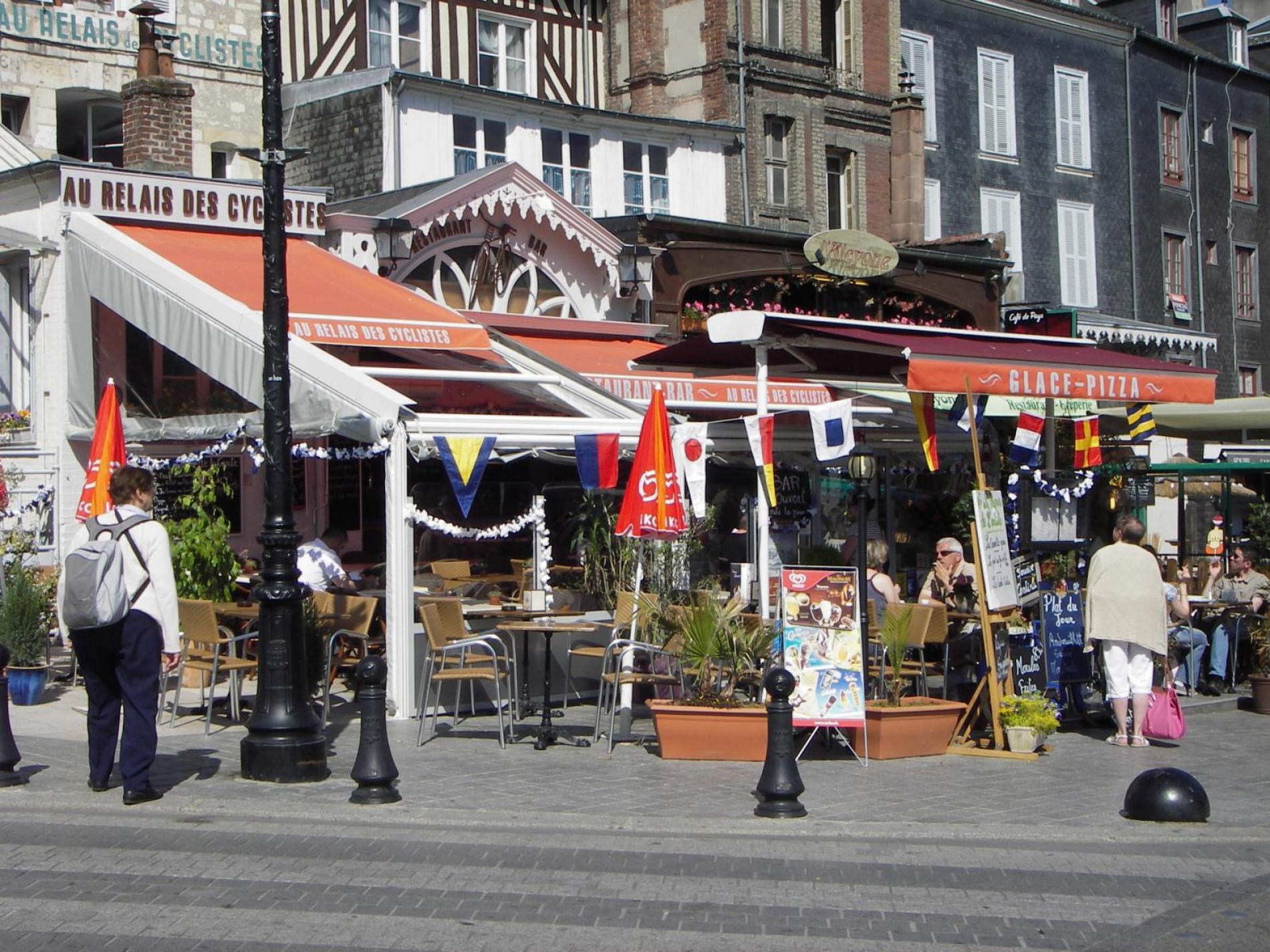 Creperie Les Pieds Dans L Herbe Honfleur
