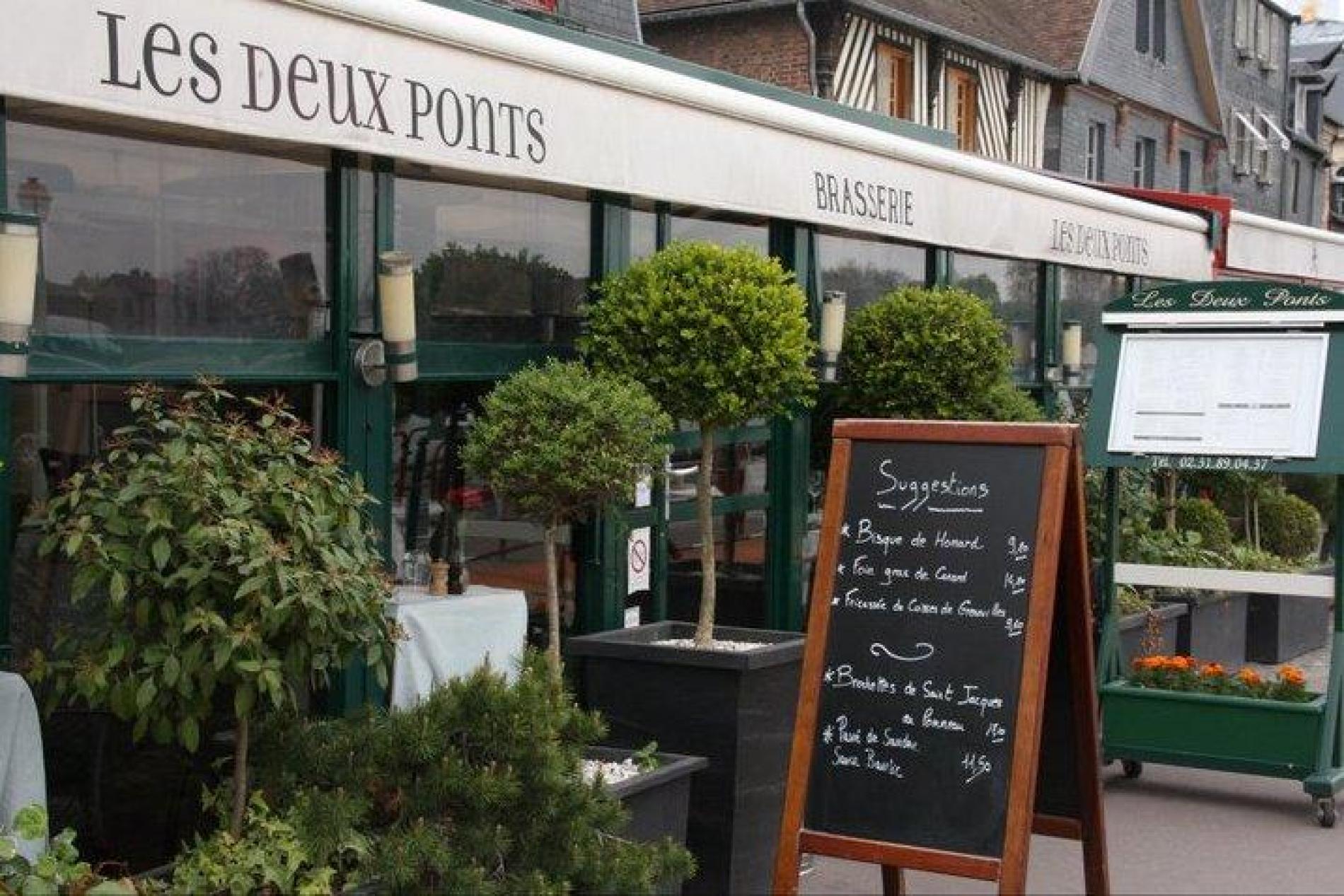 Creperie Les Pieds Dans L Herbe Honfleur