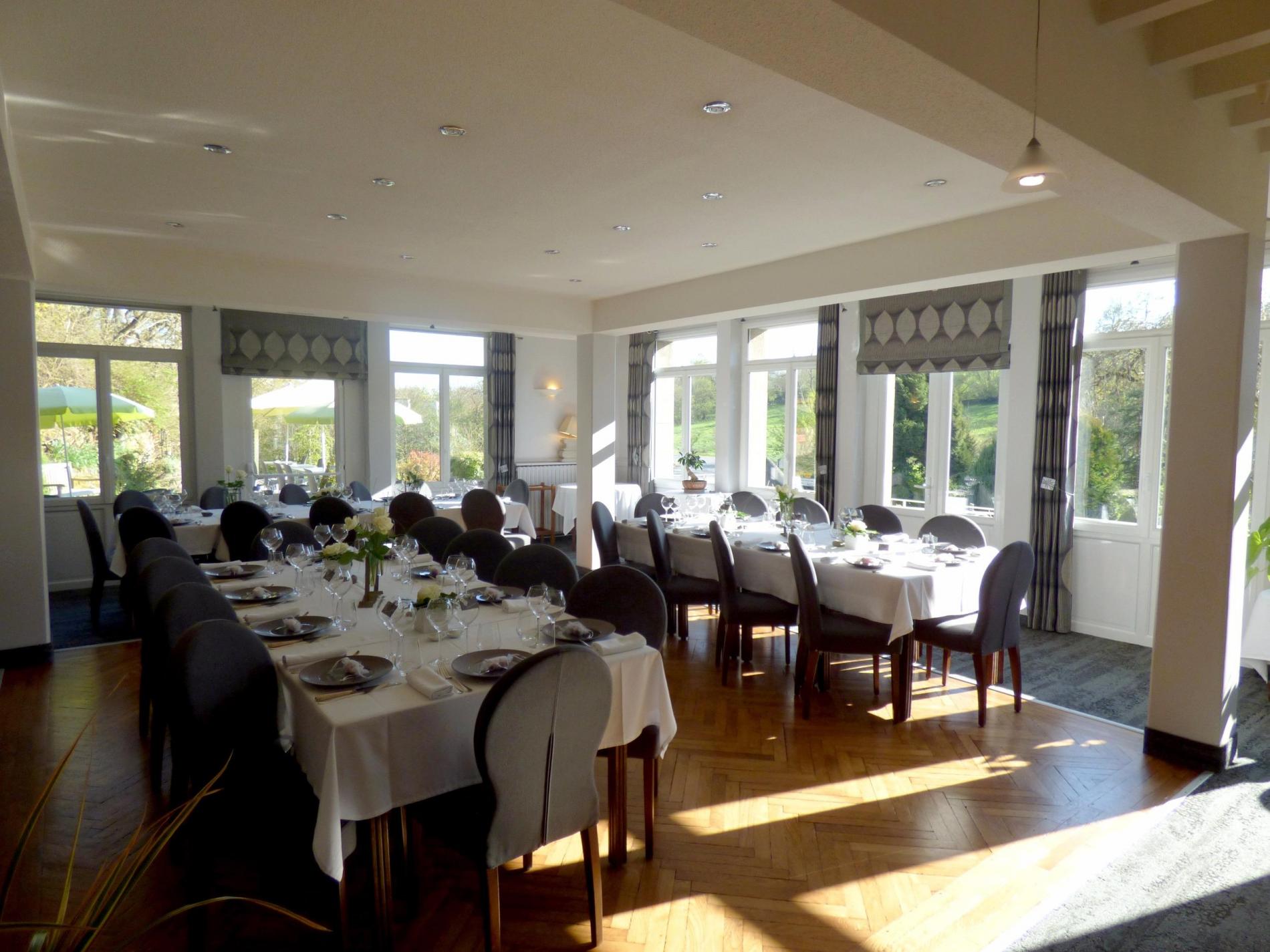 Logis Hôtel Restaurant Auberge de l'Abbaye