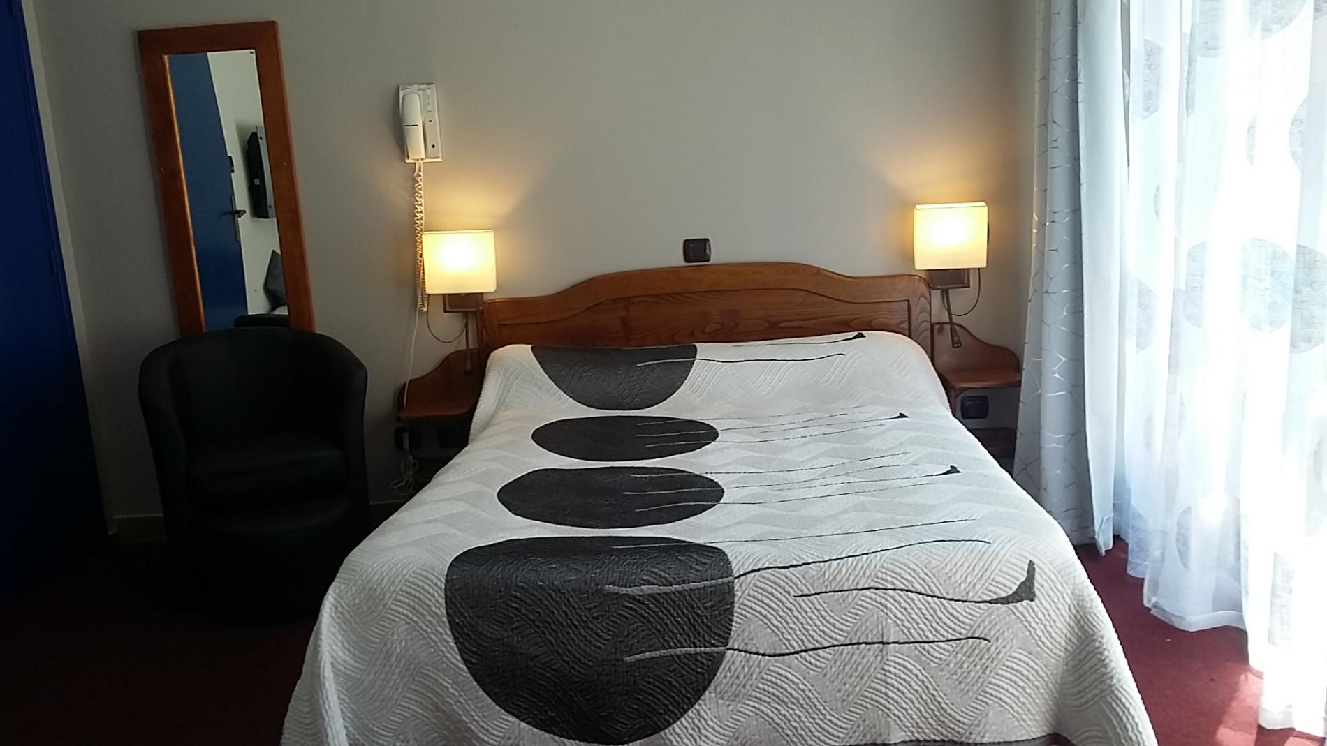 Logis Hôtel avec piscine, Restaurant en Lozère