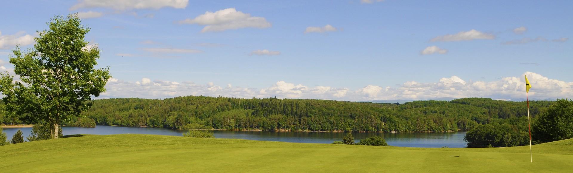 Logis Hotel Restaurant à Neuvic Hôtel Du Lac