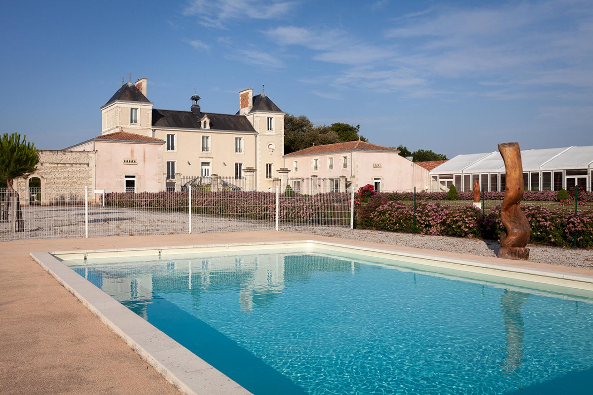 ∞Hôtel proche de Fontenay-le-Compte | Château de la ...