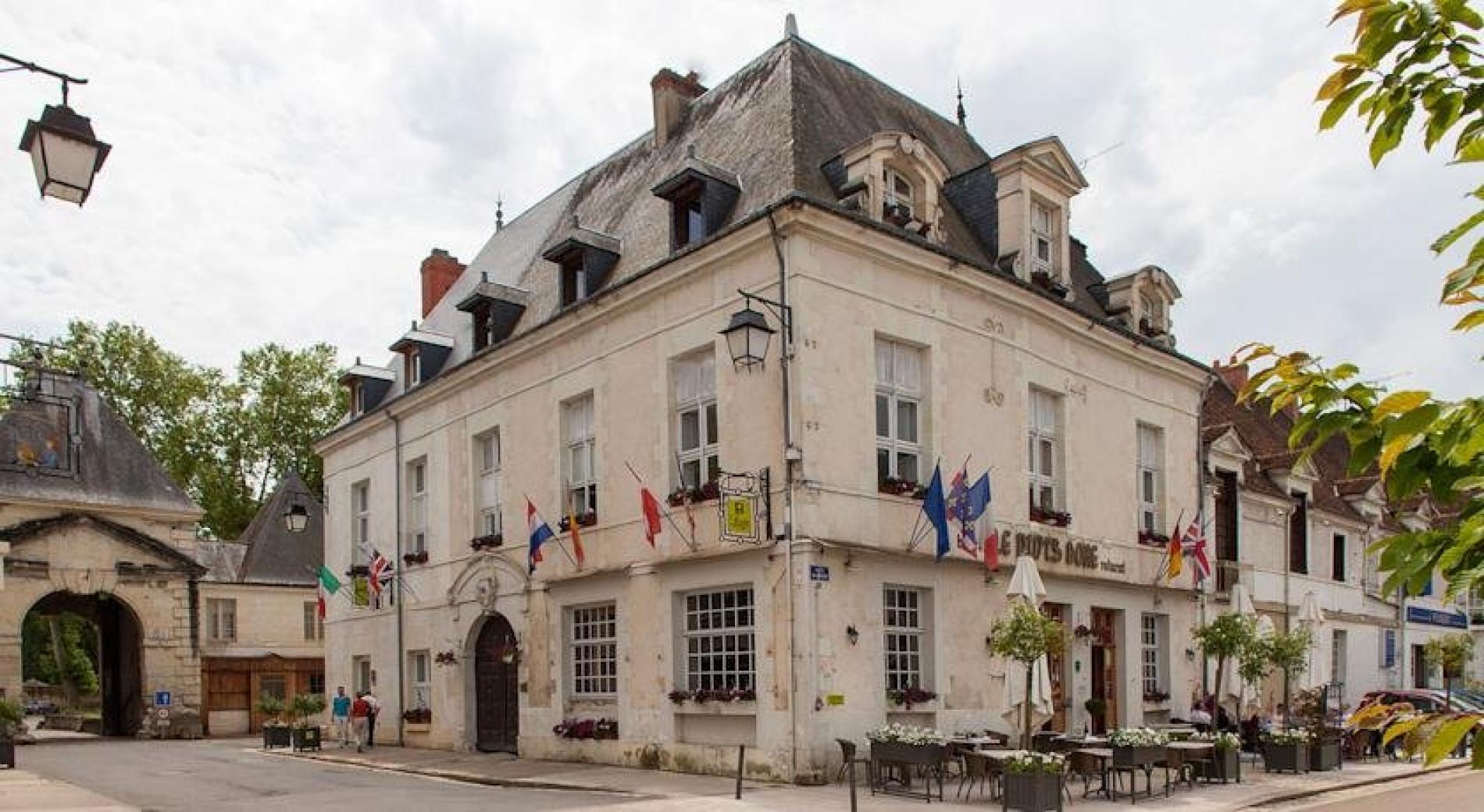 Hôtel Le Puits Doré