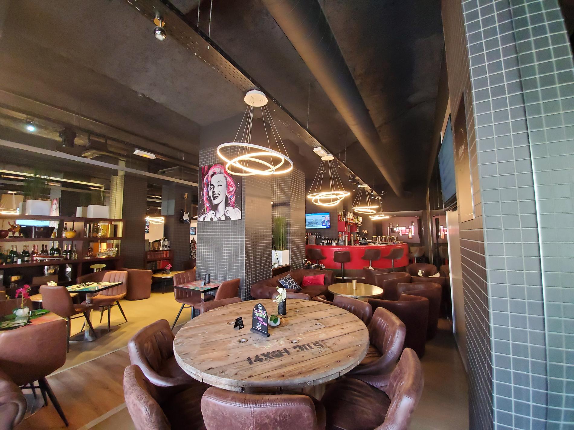 Le Bar A Papattes Chalons En Champagne