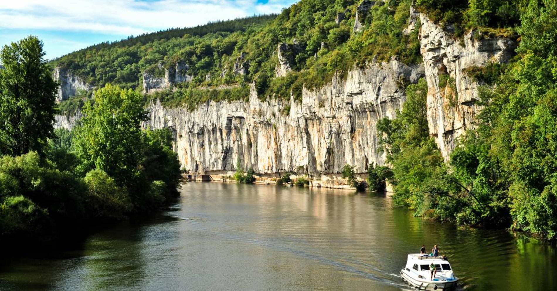 Croisière sur le Lot, Bouzies