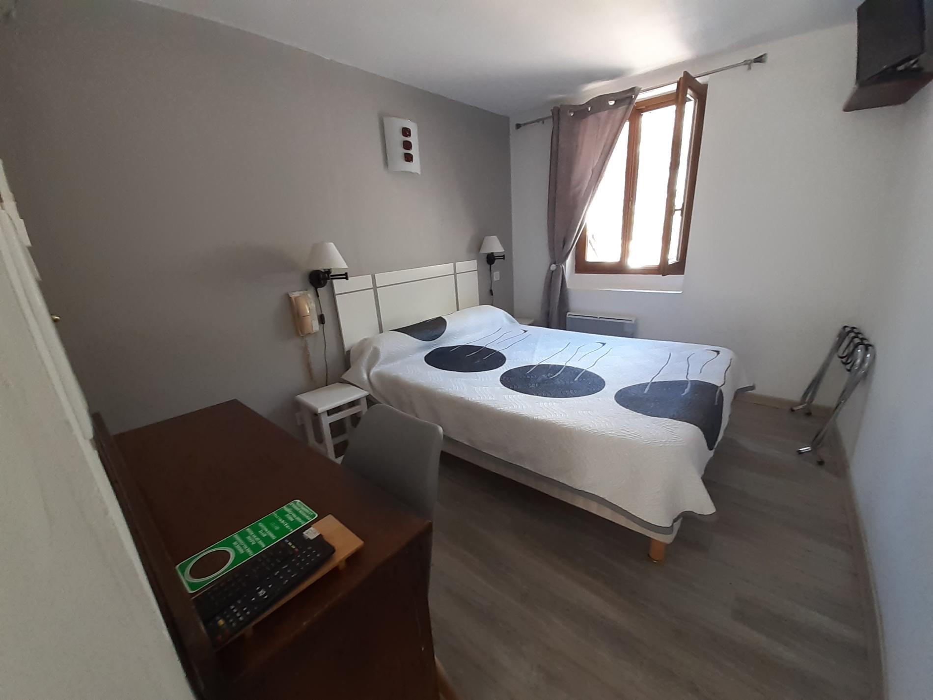 Logis Hôtel avec piscine, Restaurant en Lozère CHAMBRE MAISON COEUR DE VILLAGE