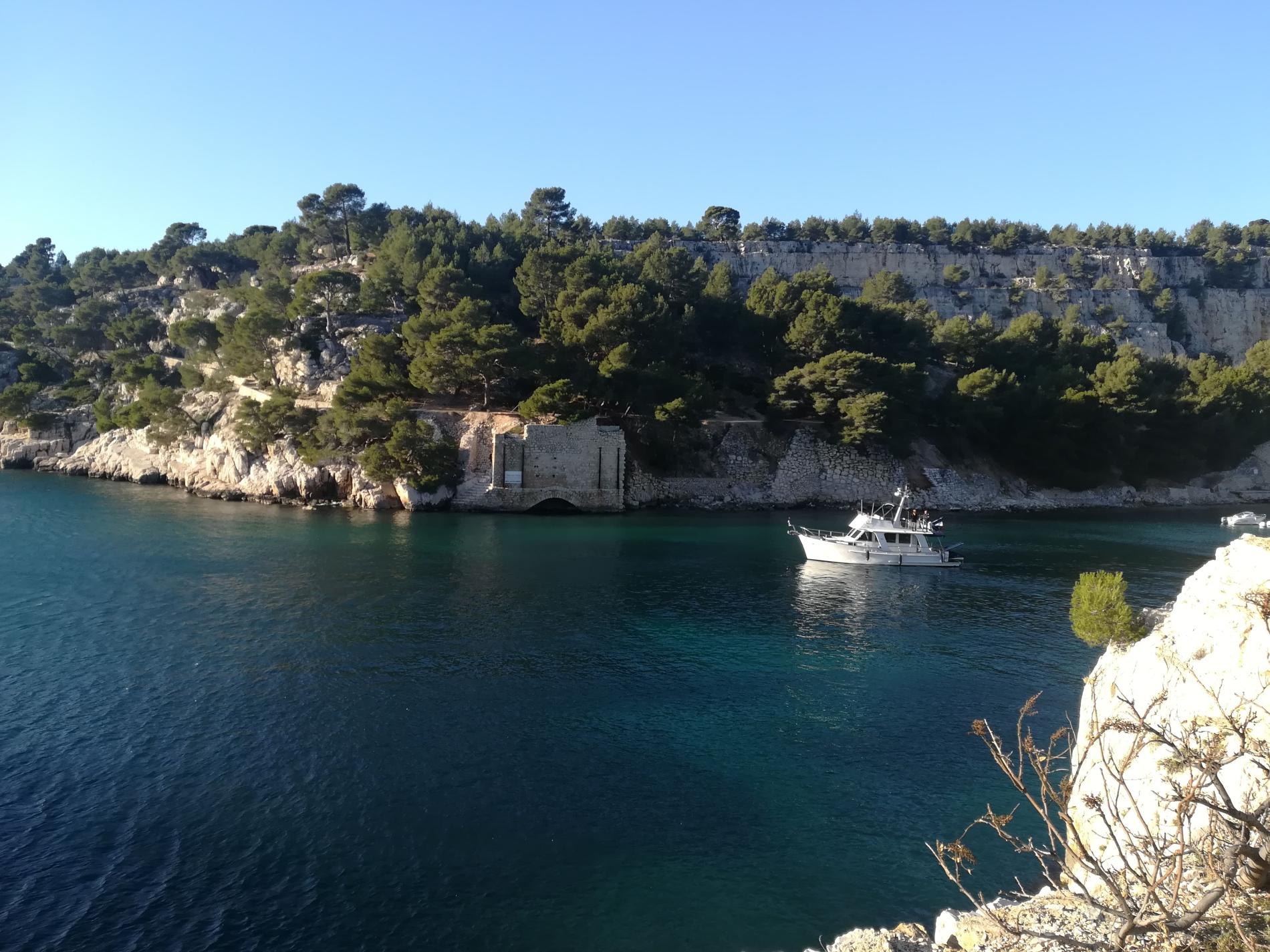  Calanque and Mugel Park