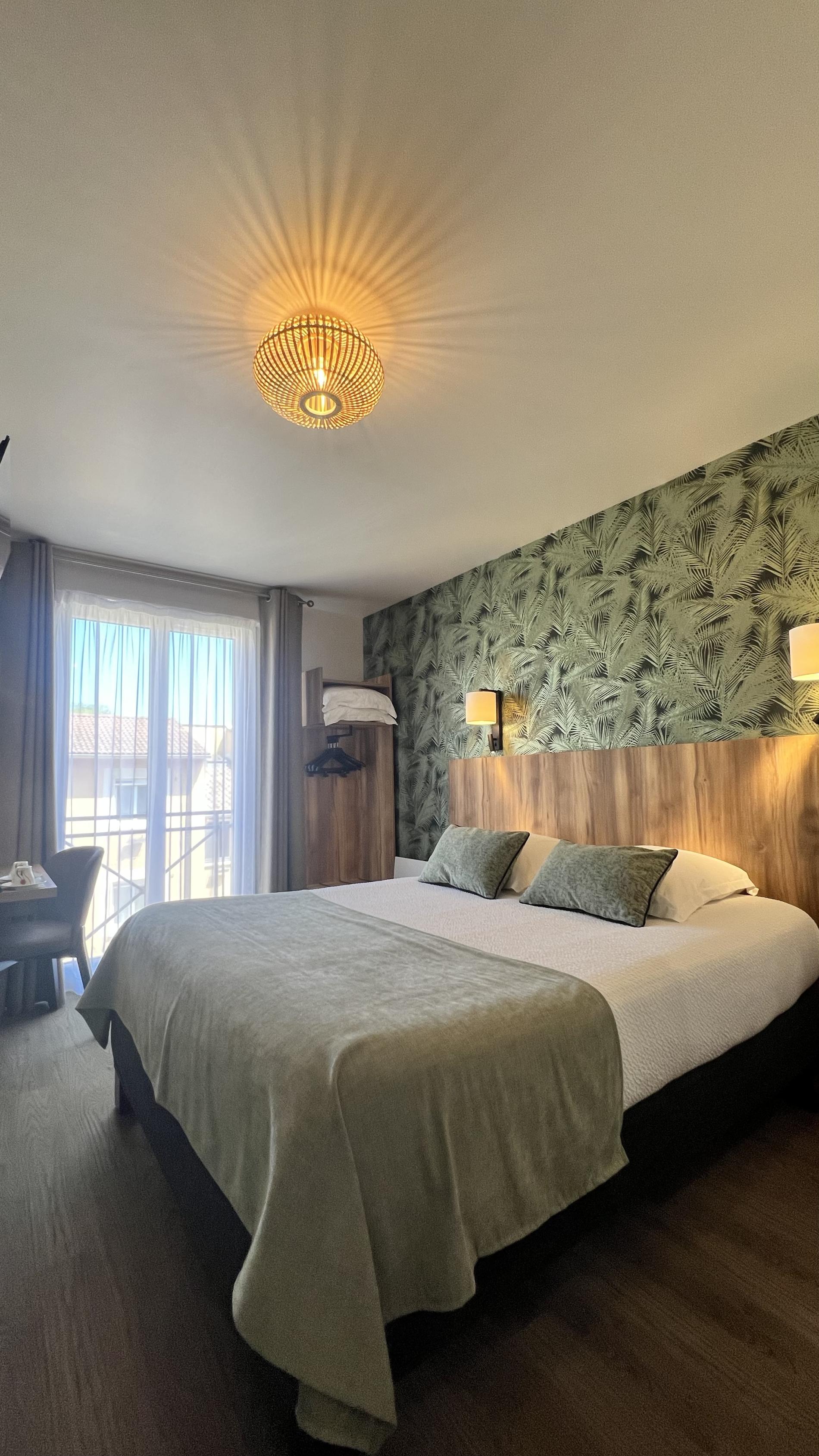 Logis Hotel Restaurant Azalées